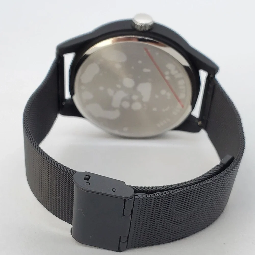 Men's Watch Black‎ Dial 44MM Large Black Case Black Mesh Bands New Battery
